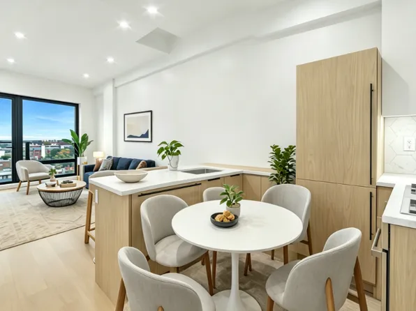 81-07 Kew Gardens Road image 1 of 7