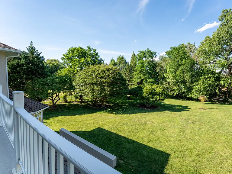 10805 S Glen Rd — Photo 30
