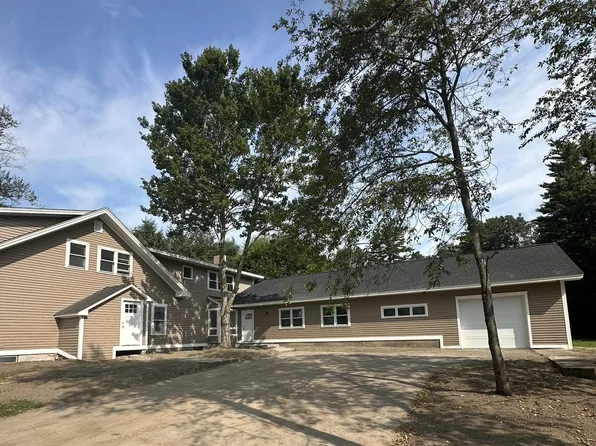 318 Dearborn Road, Pembroke, NH 03275
