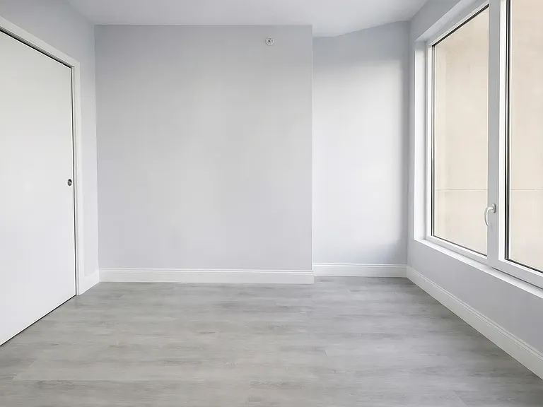 142 Huron St #4E — Photo 7