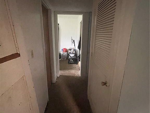5th image of 4065 Prescott Ave