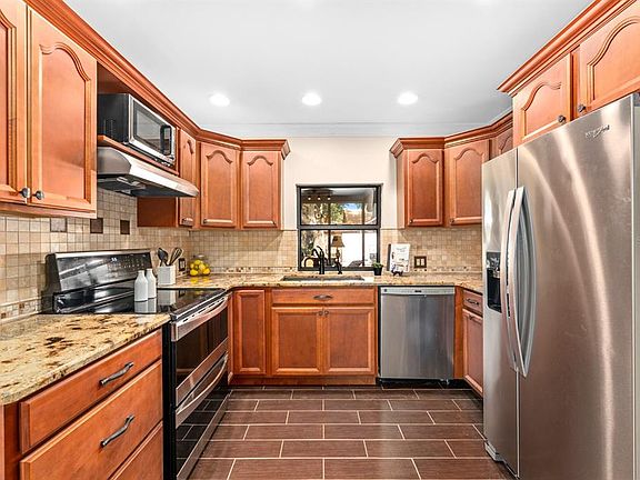 3rd image of 6325 Parson Brown Dr