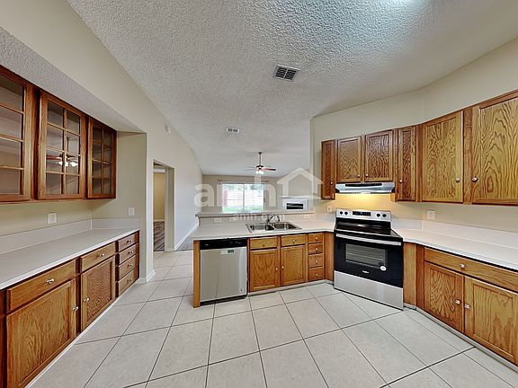 3rd image of 12344 S Benton Harbor Dr