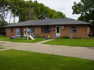 235 Rebecca Rd, Belvidere, IL 61008