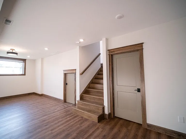 927 E Miller Dr — Photo 20