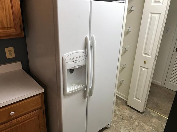 3rd image of 1303 Sheridan Pl Unit 56