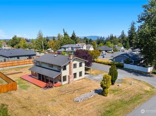 2718 B Ave, Anacortes, WA 98221