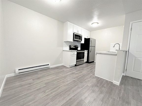 4th image of 16424 Foothill Blvd APT 21