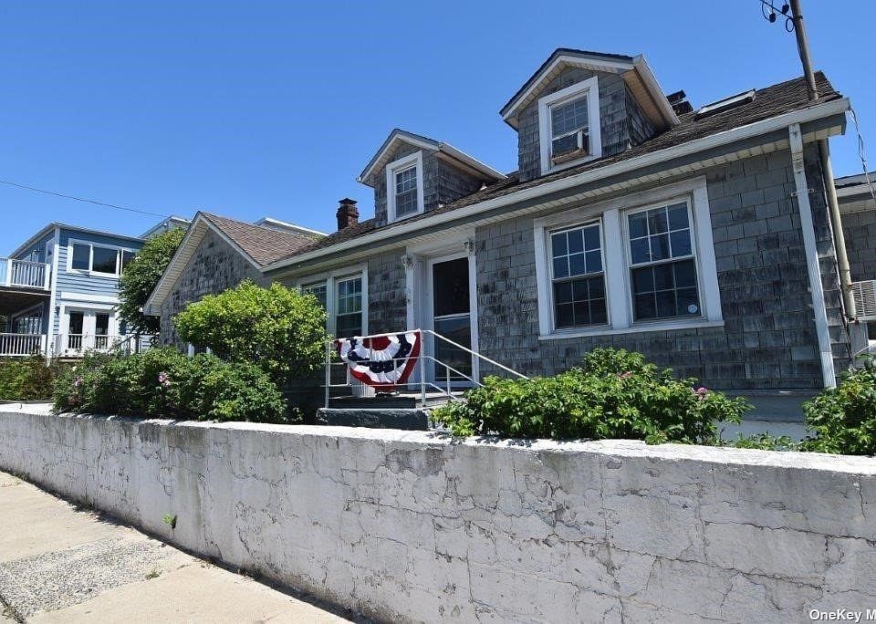 1st image of 36 Trenton Ave