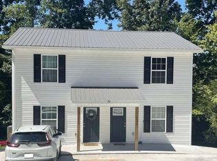 1718/1720 View St, Athens, TN 37303