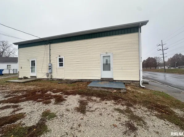 417 Walnut St, Kincaid, IL 62540