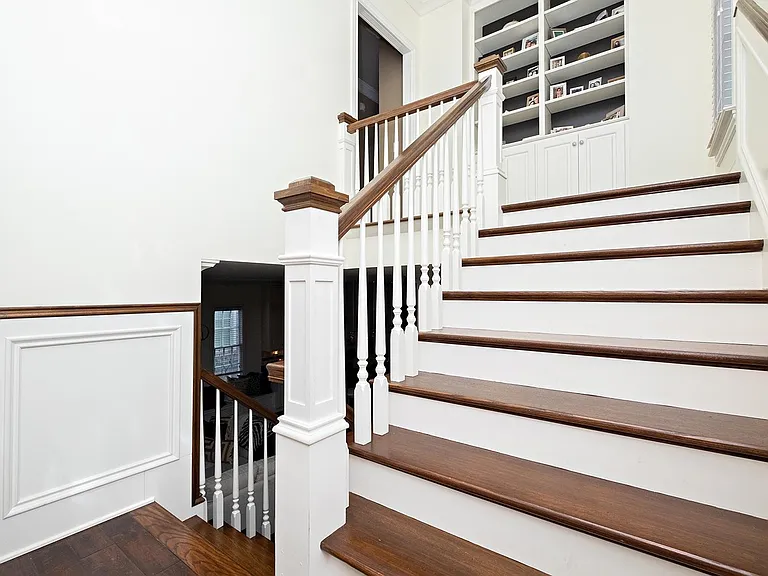 9406 Harlequin St — Photo 25