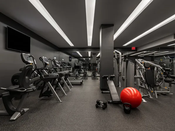 505 West 19th Street image 18 of 19