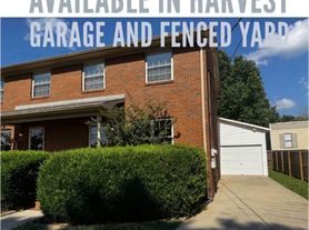 1775 Jeff Rd NW, Huntsville, AL