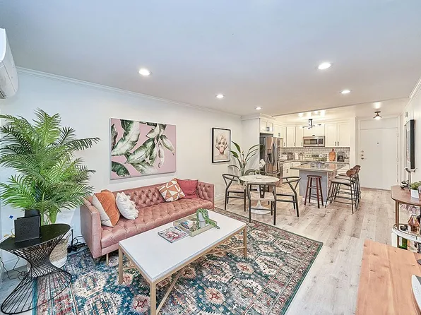 320 S Gramercy Pl APT 102, Los Angeles, CA 90020