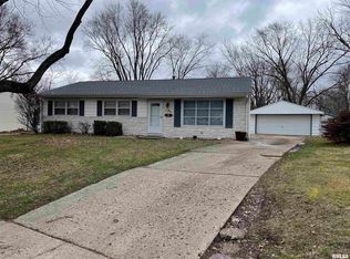 101 Dawn Dr, Springfield, IL 62702