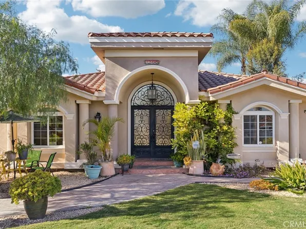 12115 Morning Ave, Downey, CA 90242