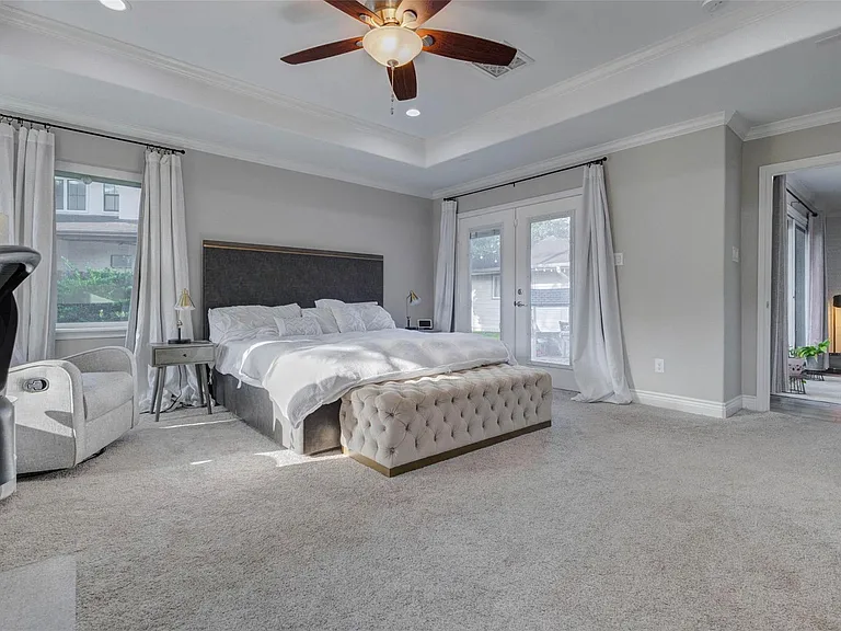 3711 Linkview Dr — Photo 18