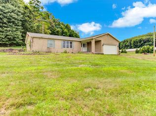 10167 Malibu Rd NE, Minerva, OH 44657