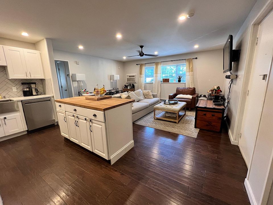 1st image of 56 Coffey St APT 2