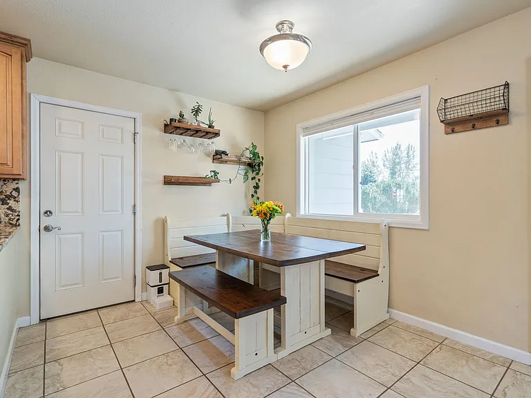 4126 Hayes Ave — Photo 7