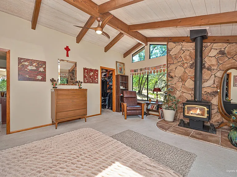 16832 Alice Way — Photo 24