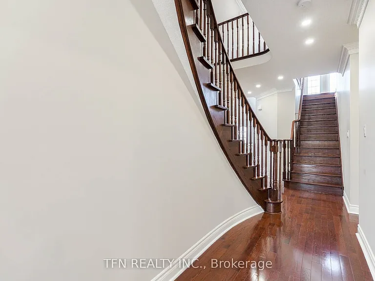 1648 Pennel Dr #UPPER — Photo 10