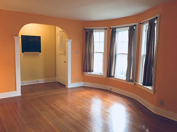 Living room with entry foyer ( has coat closet)