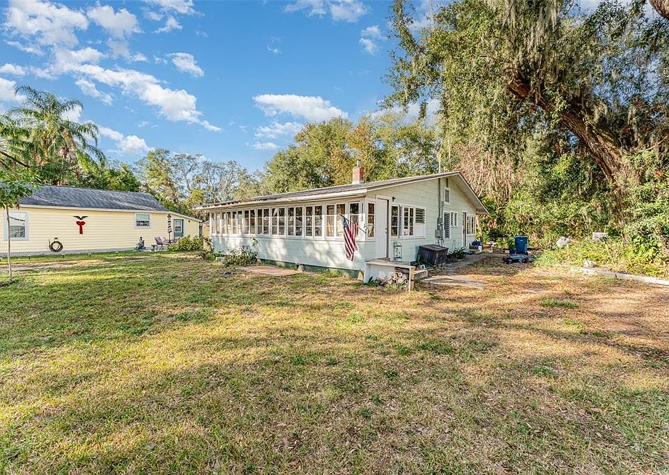 1st image of 1115 W PALM AVENUE