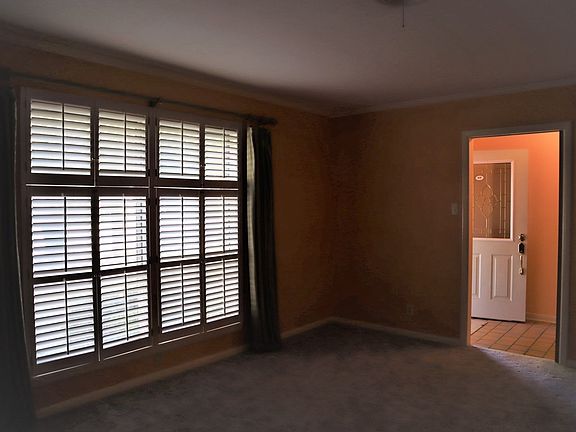 5th image of 1700 E 14th St