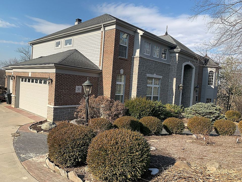 1st image of 2555 Sierra Dr