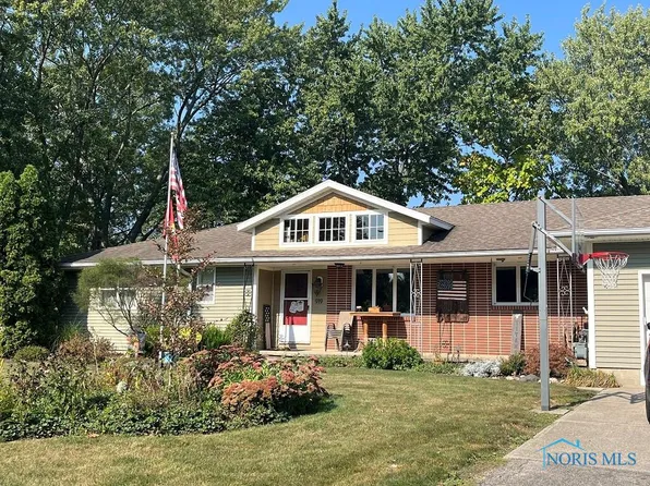 919 E 11th St, Ottawa, OH 45875