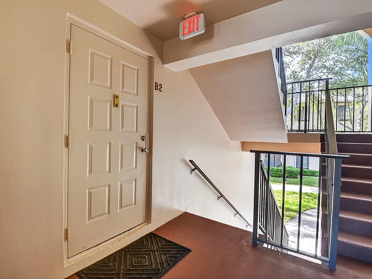 208 Foxtail Dr #B2 — Photo 3