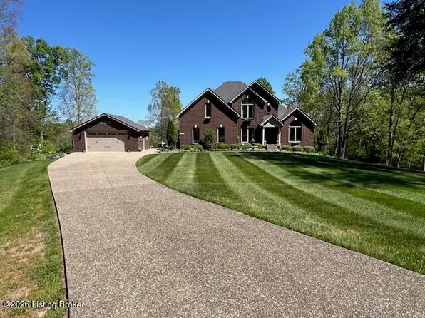 1464 E Sanders Ln, Mount Washington, KY 40047