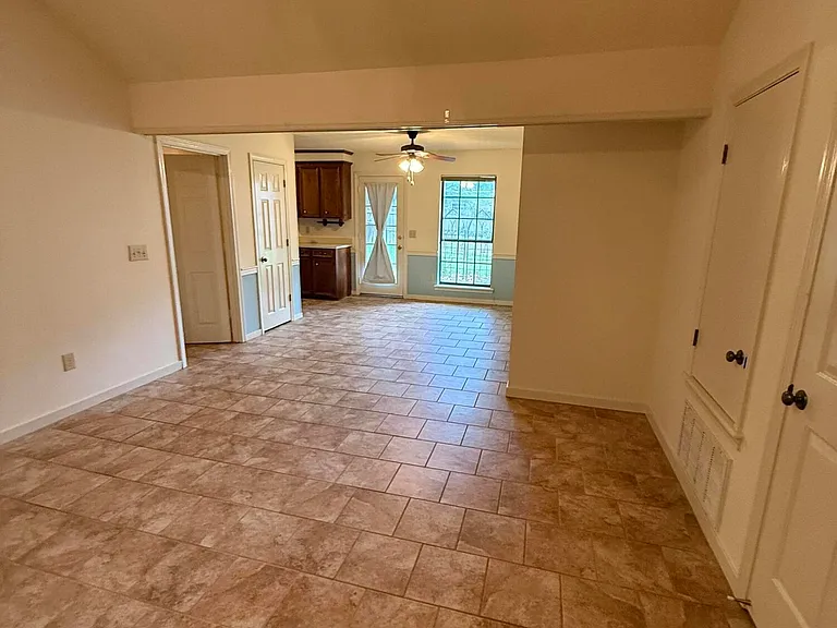 288 Stonebridge Ct — Photo 8