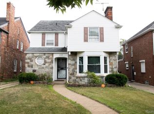 18420 Santa Barbara Dr, Detroit, MI 48221