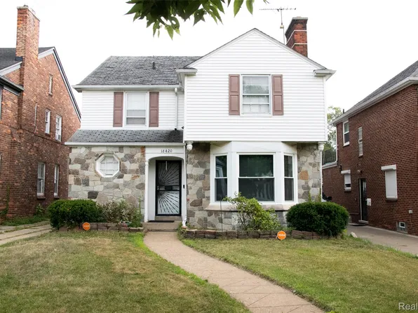 18420 Santa Barbara Dr, Detroit, MI 48221