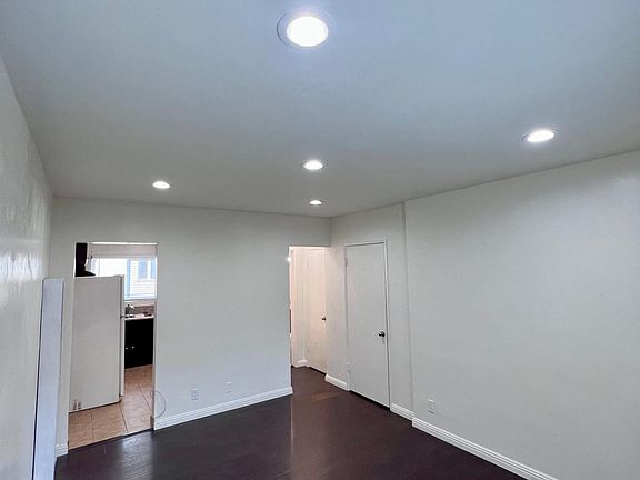 2nd image of 11521 Cumpston St APT 2