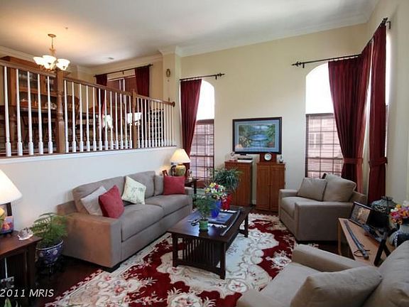 2nd image of 4451 A Beacon Grove Cir