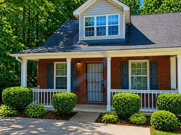 932 Hickory Bend Rd, Atlanta, GA 30349