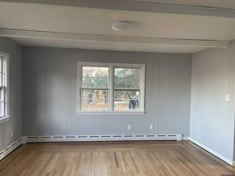 166 Midwood Rd — Photo 5