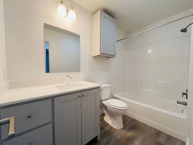 5726 Lehigh St — Photo 16