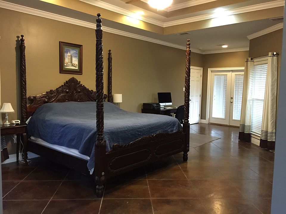 Master suite