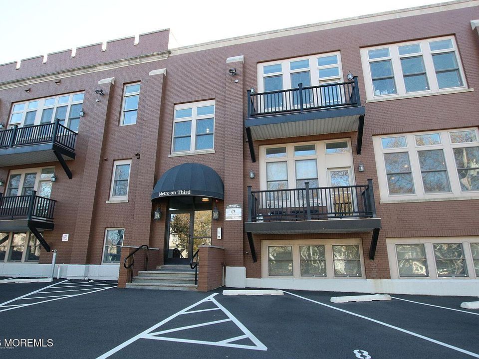 1st image of 1003 Bond St Unit 4