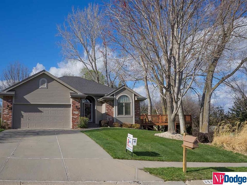1st image of 2508 Lynnwood Dr