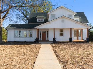 114 Daniel Ave, Seneca, SC 29678