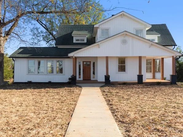 114 Daniel Ave, Seneca, SC 29678