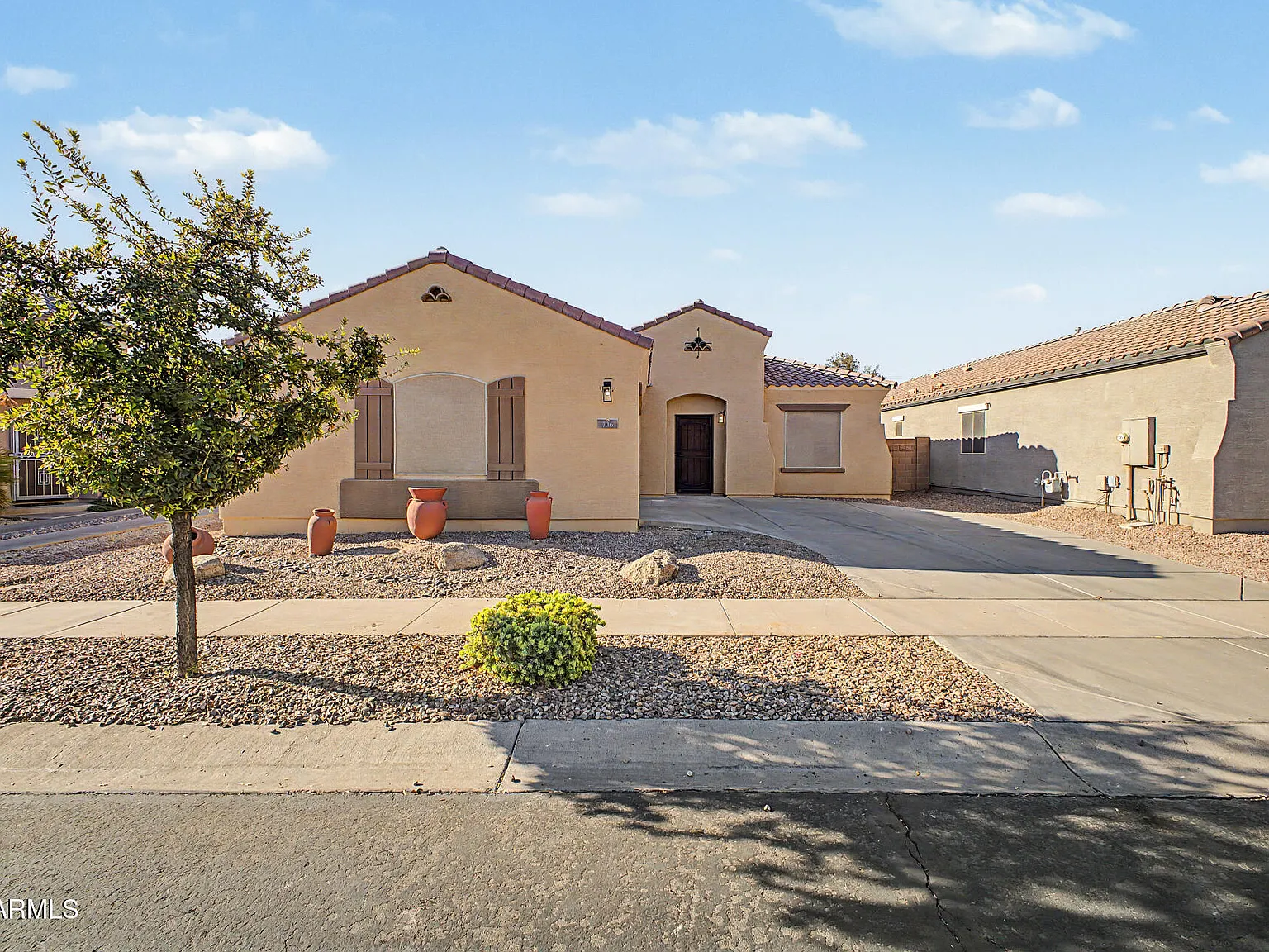 3 bed, 2.0 bath, 1379 sqft, $2,895 — Photo 1