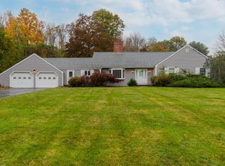 28 S Bradford St, North Andover, MA 01845
