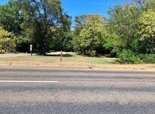 906 W Corsicana St, Athens, TX 75751